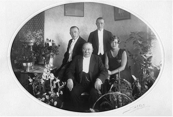 Karl Fredrik Larssons familjegrav